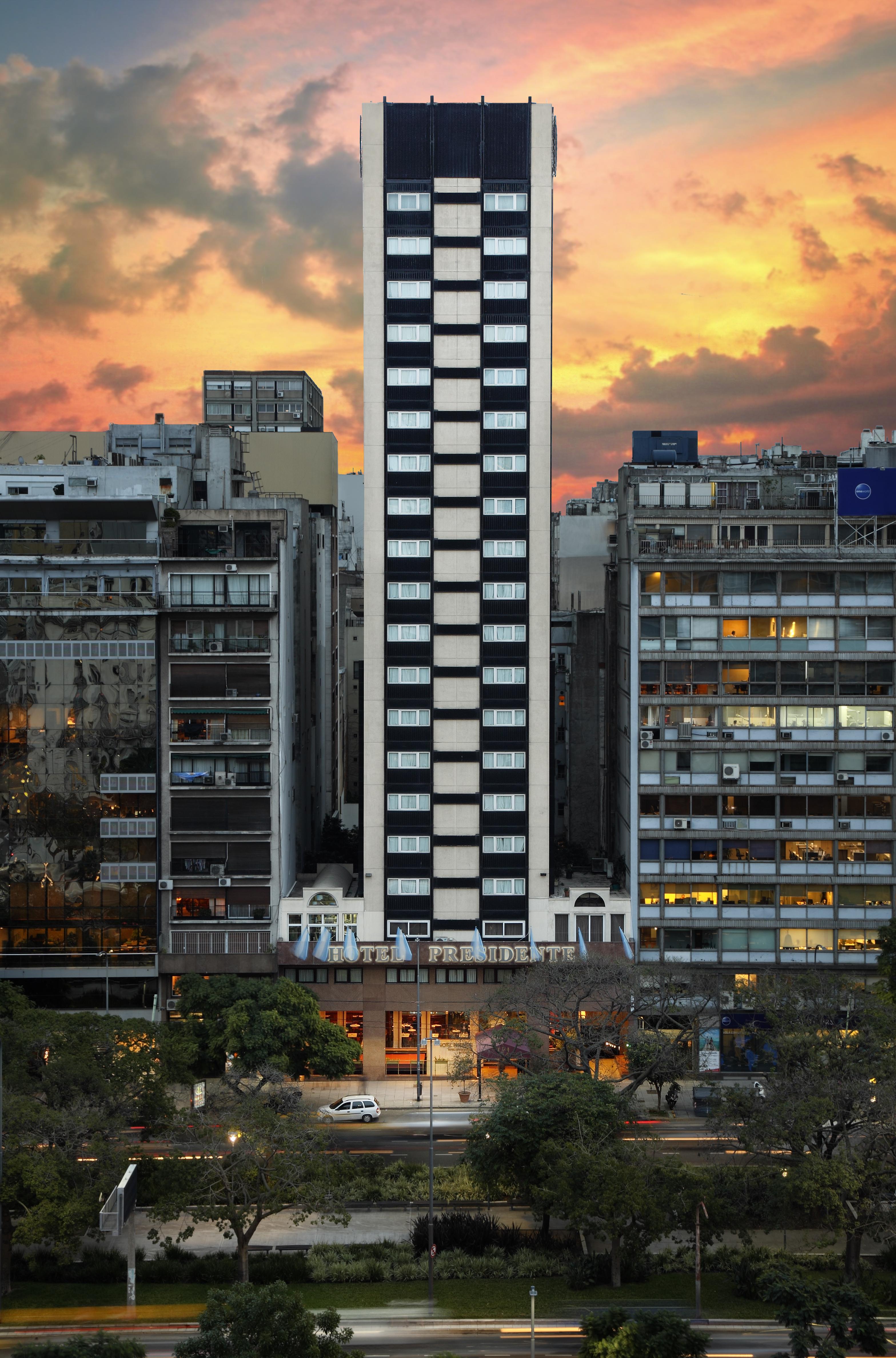Hotel Presidente Buenos Aires Bagian luar foto